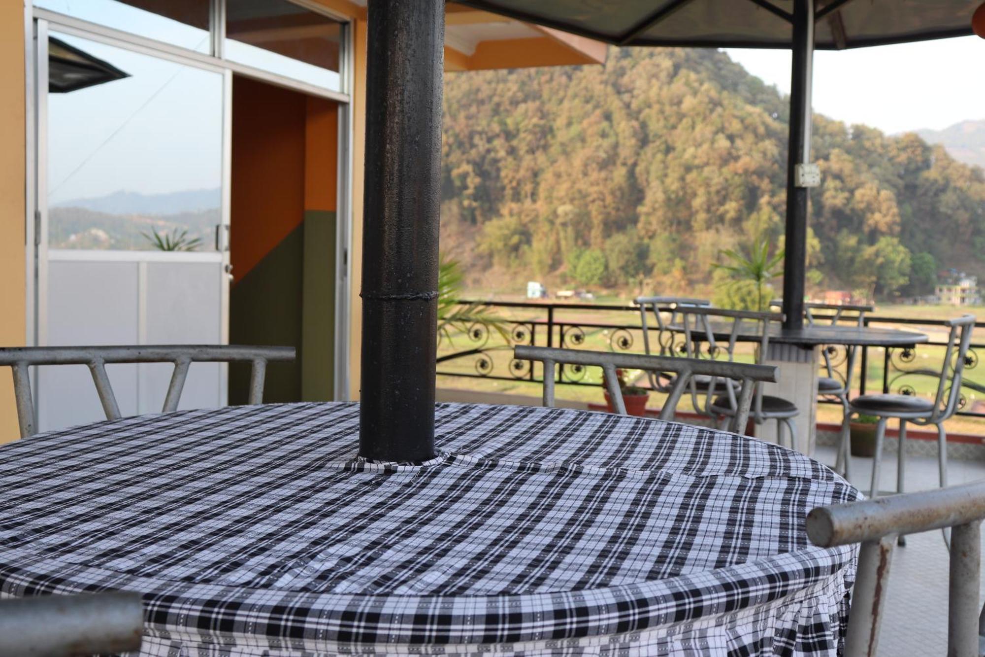 Hotel Young'S Stupa Ranipauwa Luaran gambar