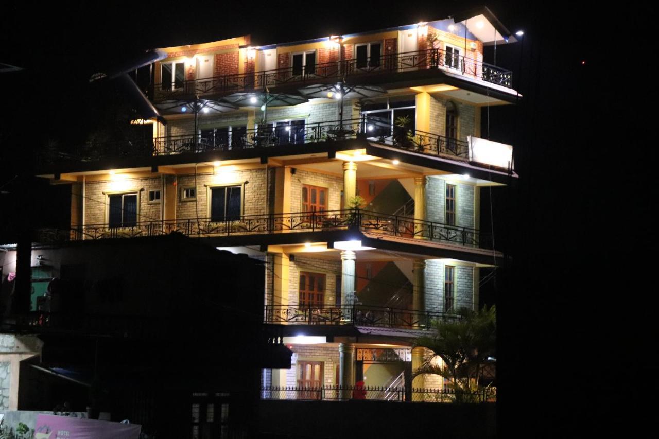 Hotel Young'S Stupa Ranipauwa Luaran gambar
