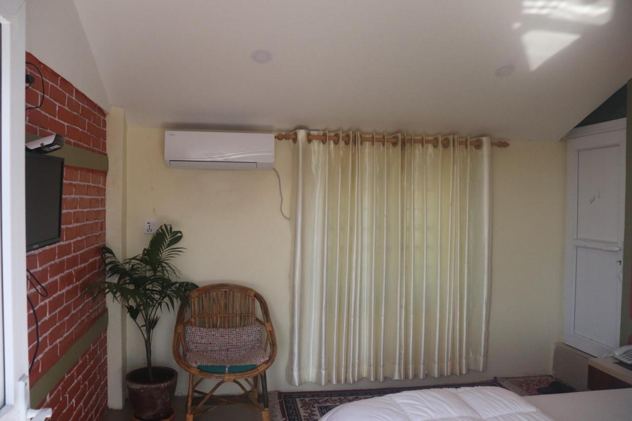 Hotel Young'S Stupa Ranipauwa Luaran gambar